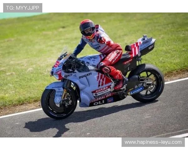 MotoGP赛季激战升级名将伤愈复出引发冠军悬念再起四方车队角逐 MotoGP赛季激战升级名将伤愈复出引发冠军悬念再起四方车队角逐