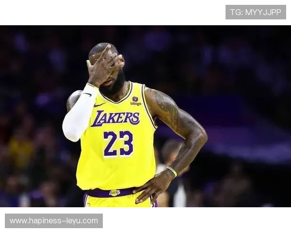 NBA今日焦点:詹姆斯迎来生涯新高 勇士爆冷败北湖人强势崛起 NBA今日焦点:詹姆斯迎来生涯新高 勇士爆冷败北湖人强势崛起