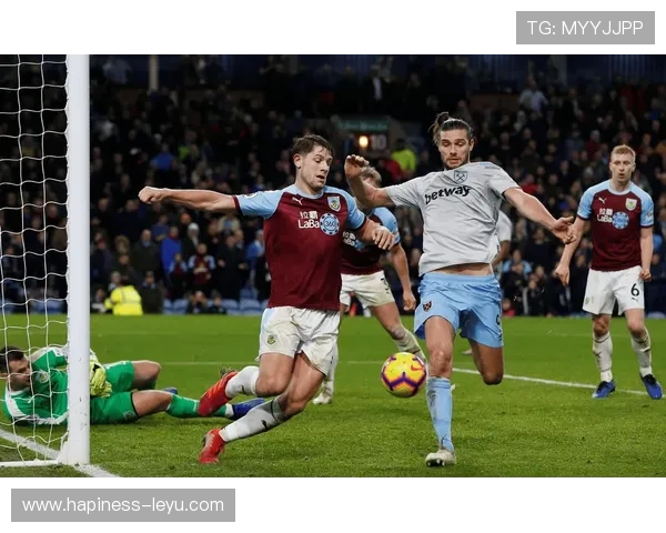 托特纳姆热刺新赛季阵容调整加速冲击英超前四形势分析最新动态解读