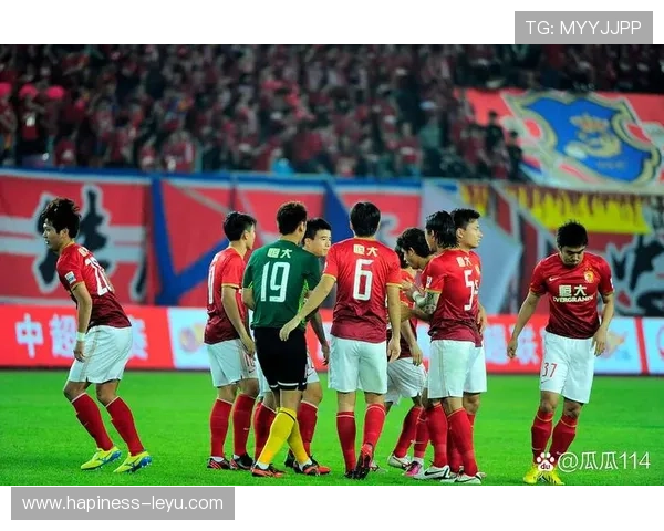 新赛季强强对决引爆关注国足备战关键赛事全力冲刺争胜目标出线再创佳绩 新赛季强强对决引爆关注国足备战关键赛事全力冲刺争胜目标出线再创佳绩