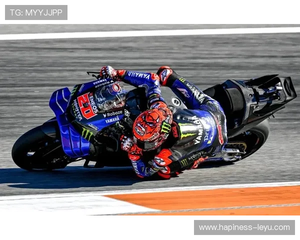 MotoGP赛季最新动态：新车手加入、技术革新与赛道变化引发热议